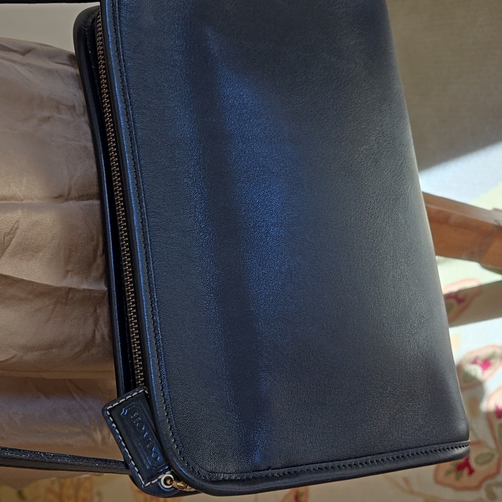 Vintage Coach Sutton Y2K Leather Crossbody Shoulder Bag ZipTop Outside Pockets - Picture 3 of 16